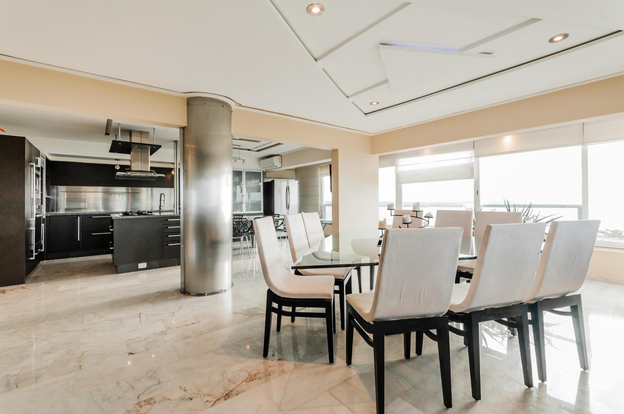Brisas Beachfront Penthouses Cancun Exterior photo